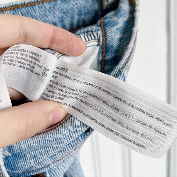 A&F • Curve Love Low Rise Baggy Jean medium light wash faded distressed loose - Picture 6 of 12